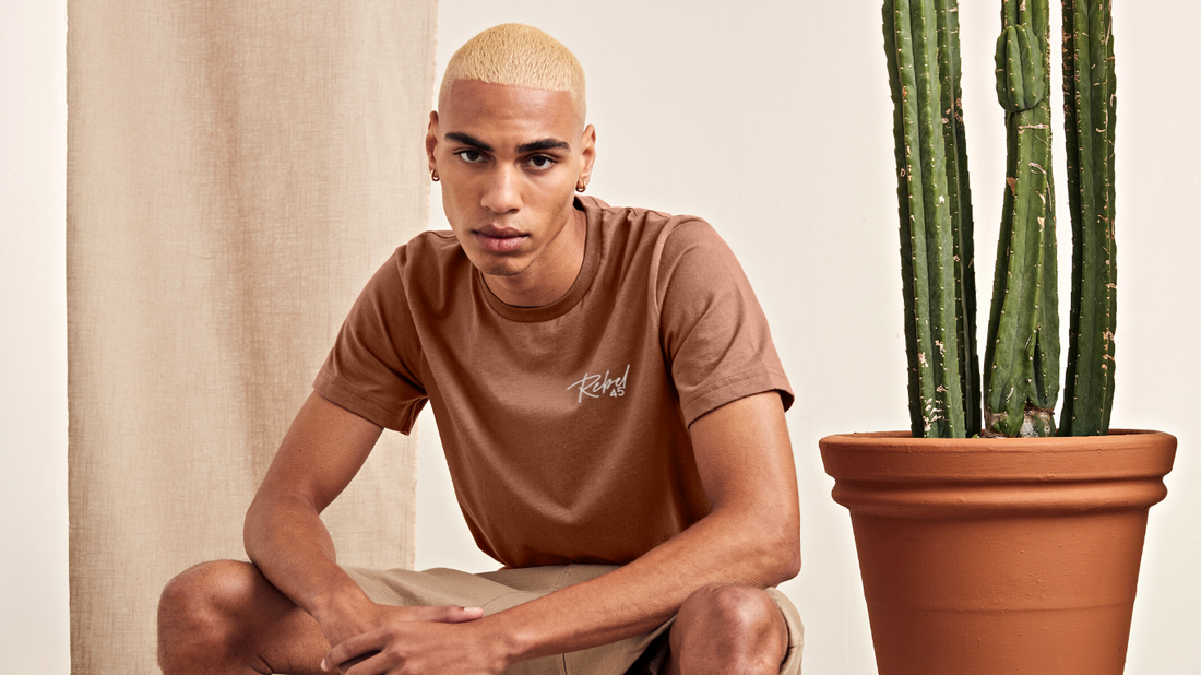 The organic cotton Rebel 45 t-shirt is one of our customers favourites. The tee is available in neutral shades to match with your Rebel 45 sweatpants.  